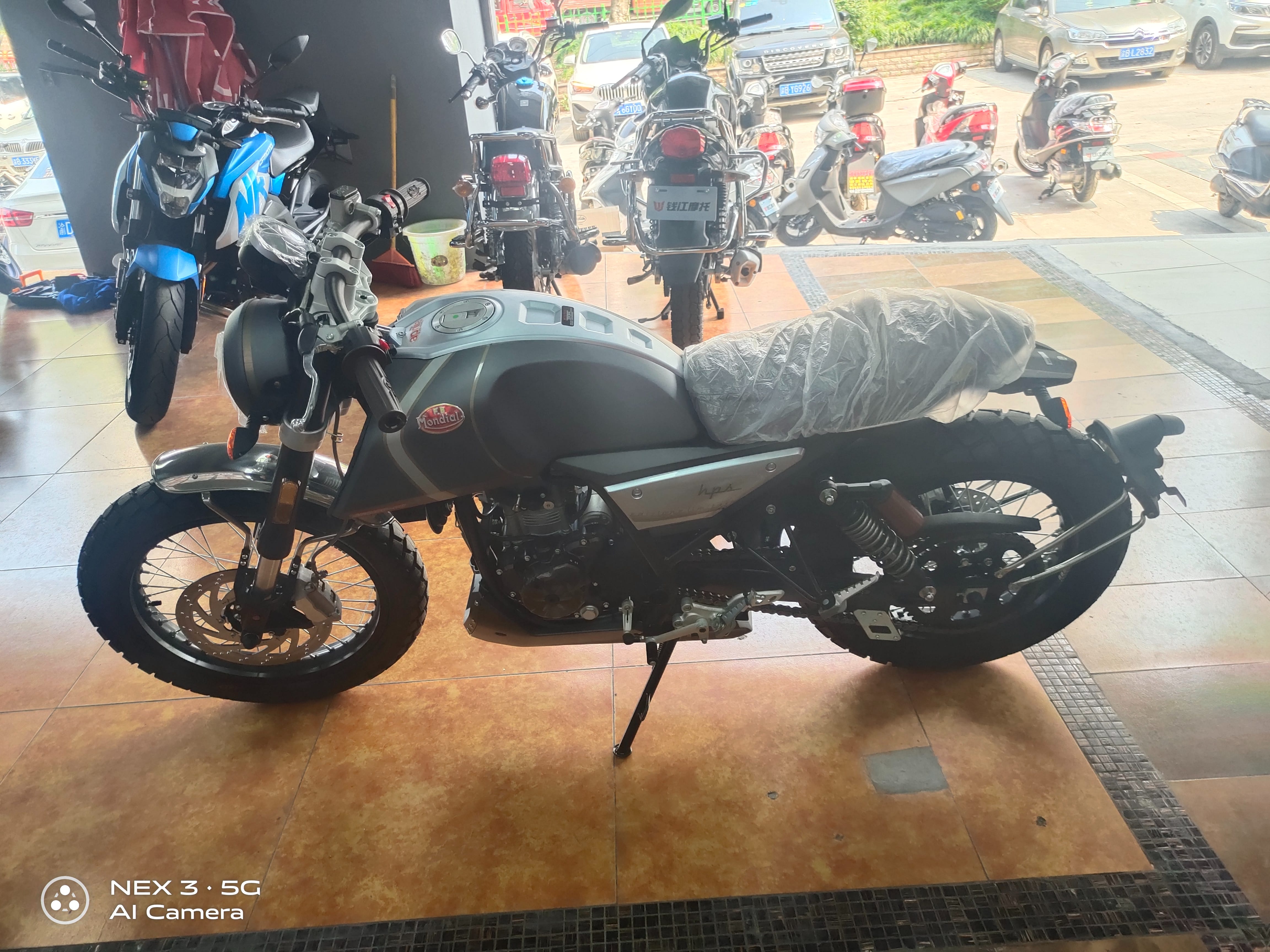 阿普利亚cr150复古车