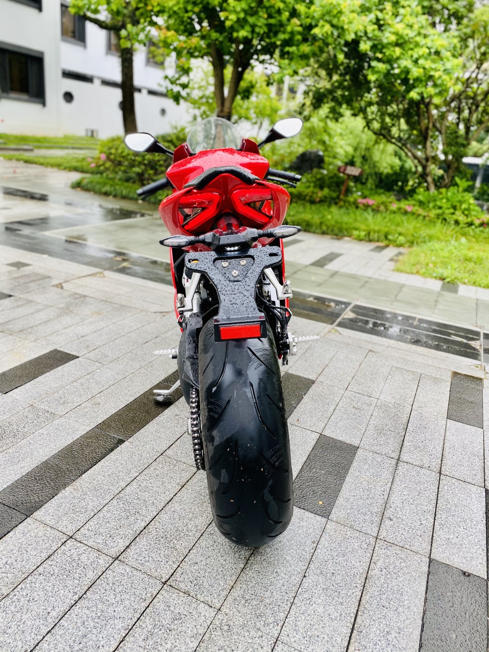 摩枭500rr