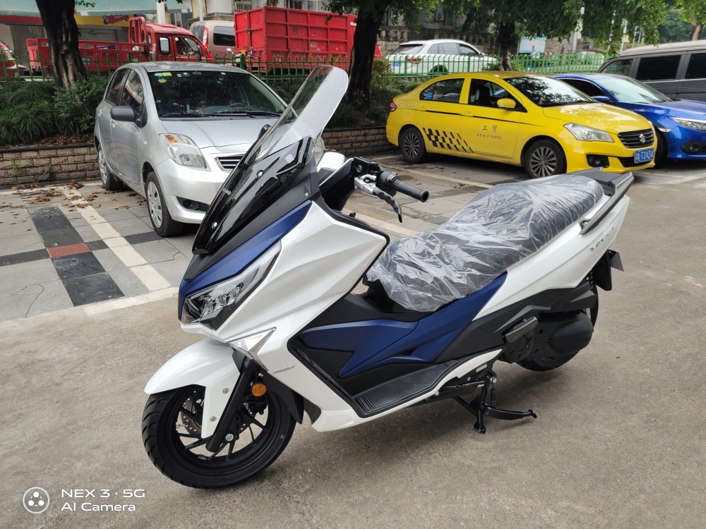 大阳v锐250t豪华摩托车